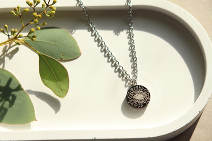 Le Collier Hélioz