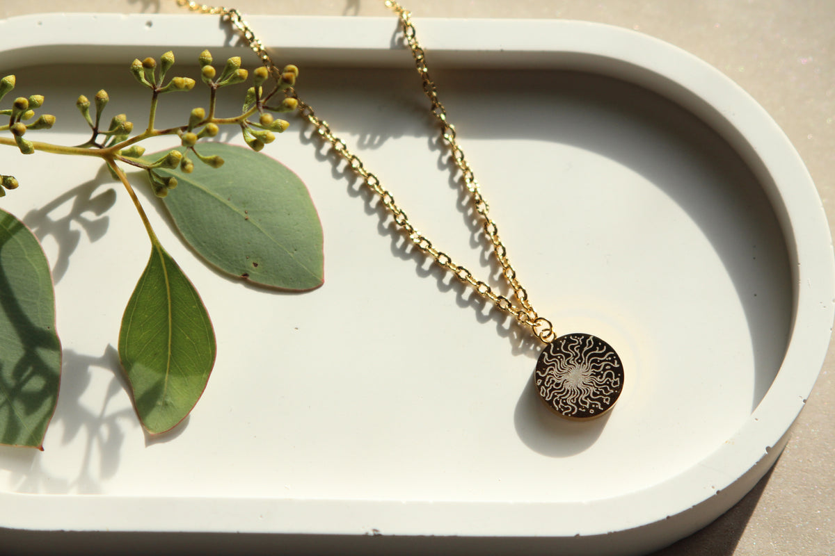 Le Collier Hélioz