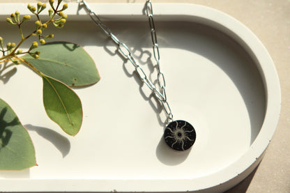Le Collier Hélioz